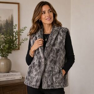 Andrea Faye Womens Gray Faux Fur Shawl Collar Vest Size M Made in USA